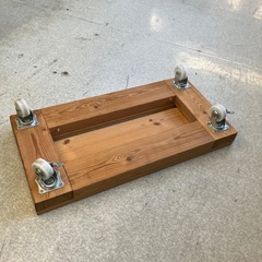 2511-029 木製台車 キャスター付き キズ汚れ有りの画像