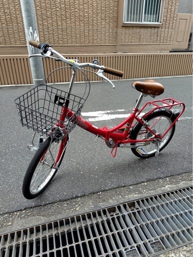 訳あり、後輪パンク疑い折りたたみ自転車、その他美品、20インチ
