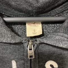 Hollister グレー フルジップ パーカー Sの画像