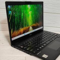 10世代　Laptop　ノート　パソコンの画像