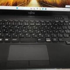 10世代　Laptop　ノート　パソコンの画像