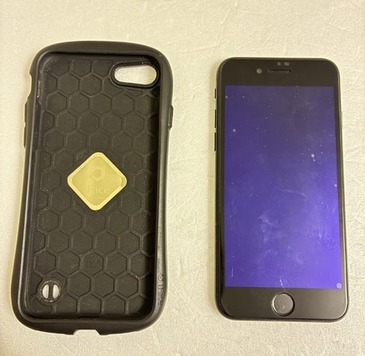 iPhone SE3 アイホン　スマホ　本体