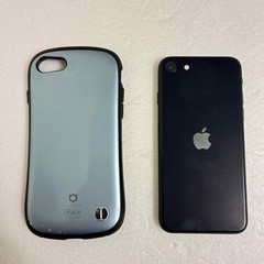 iPhone SE3 アイホン　スマホ　本体の画像