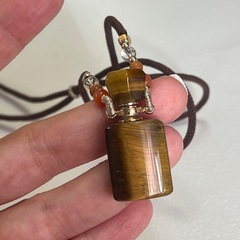 タイガーアイ香水瓶の画像