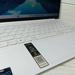 Yoga Slim 7I Carbon　　2.5K液晶　　laptopの画像