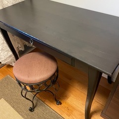 IKEAレア廃盤品LEKSVIKデスク　アンティーク風　木製の画像