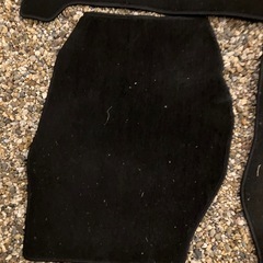 日産サクラ純正フロアマットの画像