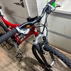 GT・i-drive XCR4000  MTB フルサスペンションマウンテンバイクの画像