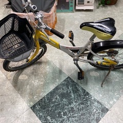 ブリヂストン　18インチ　子供用自転車　中古　リサイクルショップ宮崎屋　住吉店25.11.2の画像