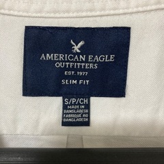 American Eagle ホワイト長袖シャツ Sサイズの画像