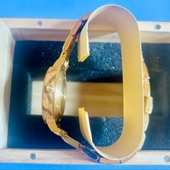 【未使用】Wils Fabrik 腕時計（ゴールドストラップ）の画像