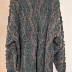 NIKO AND. 波模様 グリーン セーター Mサイズの画像