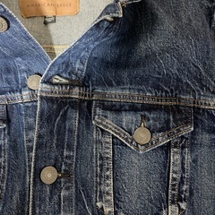AMERICAN EAGLE ダークブルーデニムジャケットの画像