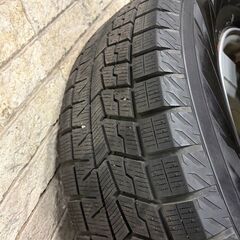 202511023【札幌】215/65R16　スタッドレス　冬タイヤ　ヨコハマ　社外16インチアルミ　ラッシュなどの画像