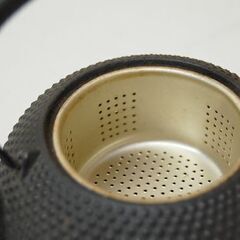 照光堂? 鉄瓶 アラレ 幅13×奥11×高12cm 茶こし付き 急須 ミネラル 茶道具 札幌市 清田区 平岡の画像