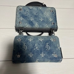 GUESS ゲス お財布ショルダー デニム
の画像