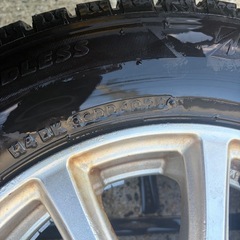 ブリヂストン　スタッドレス　VRX2 155/70r13　アルミホイールセット　23年2本22年2本　バリ山　ワンシーズンのみ使用の画像