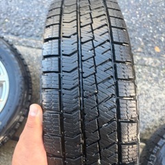 ブリヂストン　スタッドレス　VRX2 155/70r13　アルミホイールセット　23年2本22年2本　バリ山　ワンシーズンのみ使用の画像