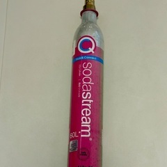 ソーダストリーム＋専用ボトル2本＋ガスシリンダー1本の画像