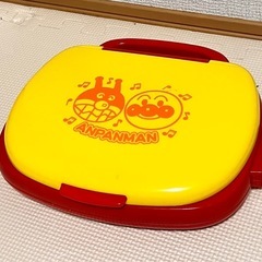 ジャンク品　アンパンマンパソコンの画像