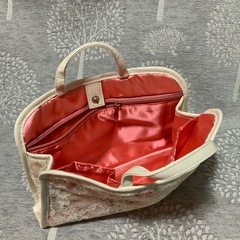     バック  inバックの画像