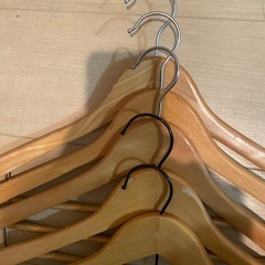 木製ハンガーの画像