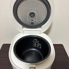 炊飯器 2024年製の画像