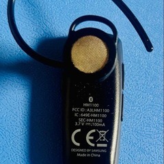 SAMSUNG HS1100 有線イヤホン マイク付き 高音質モデルの画像