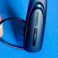 SAMSUNG HS1100 有線イヤホン マイク付き 高音質モデルの画像