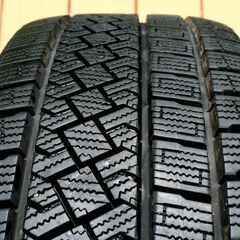 ②現行60系 プリウス 純正ホイール ピレリ スタッドレス ICE ZERO 195/60R 17 2023年製 4本セット ボルト20本の画像