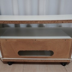 テレビボードの画像