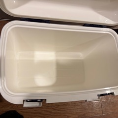 クーラーボックスの画像