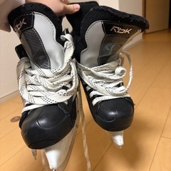 RBK FUEL アイスホッケー靴 ブラック/グレーの画像