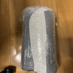 新品未使用　首が痛くならない低反発枕　ピロー　カバー付きの画像