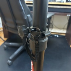 スピーカースタンドの画像