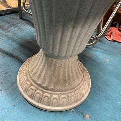 ガーデンスタンド　花台　観葉植物　陶器の画像