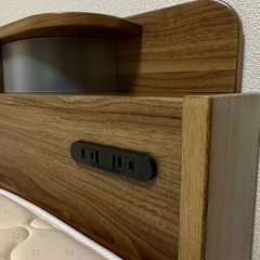 引出し付き セミダブルベッド の画像