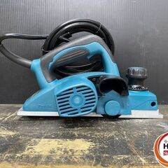 【久留米】【引き取り限定】【中古美品】makita マキタ KP0800ASP 電気カンナ 単相100V 最大切削幅:82mm 回転数:17,000min-1 替刃・ボックスレンチ9付 ※実使用なしの画像