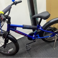 ★中古美品！DUALLY/ 子供用自転車/ 18インチ　キッズマウンテンバイク/ ヘルメット　補助輪付き の画像