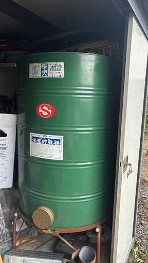 穀物貯蔵器・ちょぞうかん貯蔵缶  脚付き
