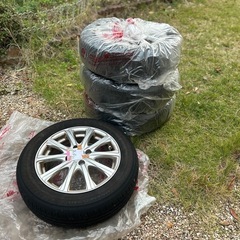 ノーマルタイヤ　中古品の画像