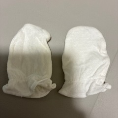 赤ちゃん　ベビー　ミトンの画像