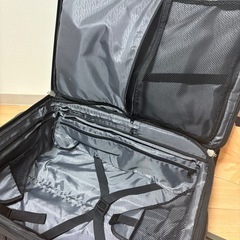 スーツケースの画像