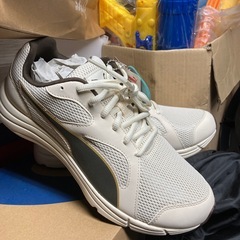 新品プーマPUMA27cmの画像