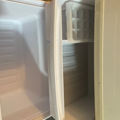 SHARP 冷凍冷蔵庫の画像