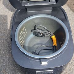 【リサイクルショップどりーむ天保山店】No.4815　炊飯器　東芝　2019年製　3合炊き　オススメ品🎵の画像