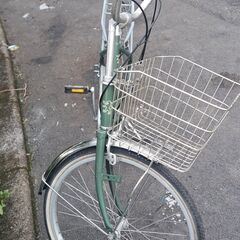 【リサイクルショップどりーむ天保山店】No.527　自転車　22インチ　６段・カゴ付き🎵　小柄の方も楽々乗れますよ～(≧▽≦)の画像