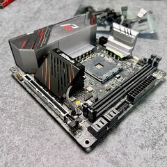 ASRock X570 Phantom Gaming ITX/TB3の画像