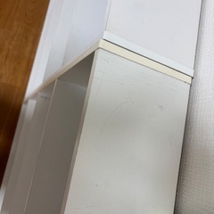 譲り先が決まりました。DVD棚　本棚の画像