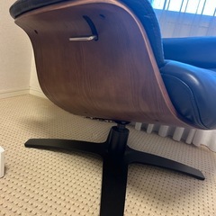 定価10万ニトリNマーシャル 本革ブラックパーソナルチェアの画像